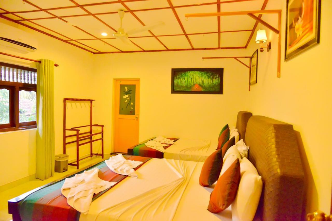 Thilaka City Hotel Anuradhapura Exterior foto